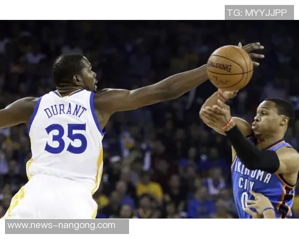 雷霆勇士精彩对决全场录像回放分析与精彩瞬间回顾